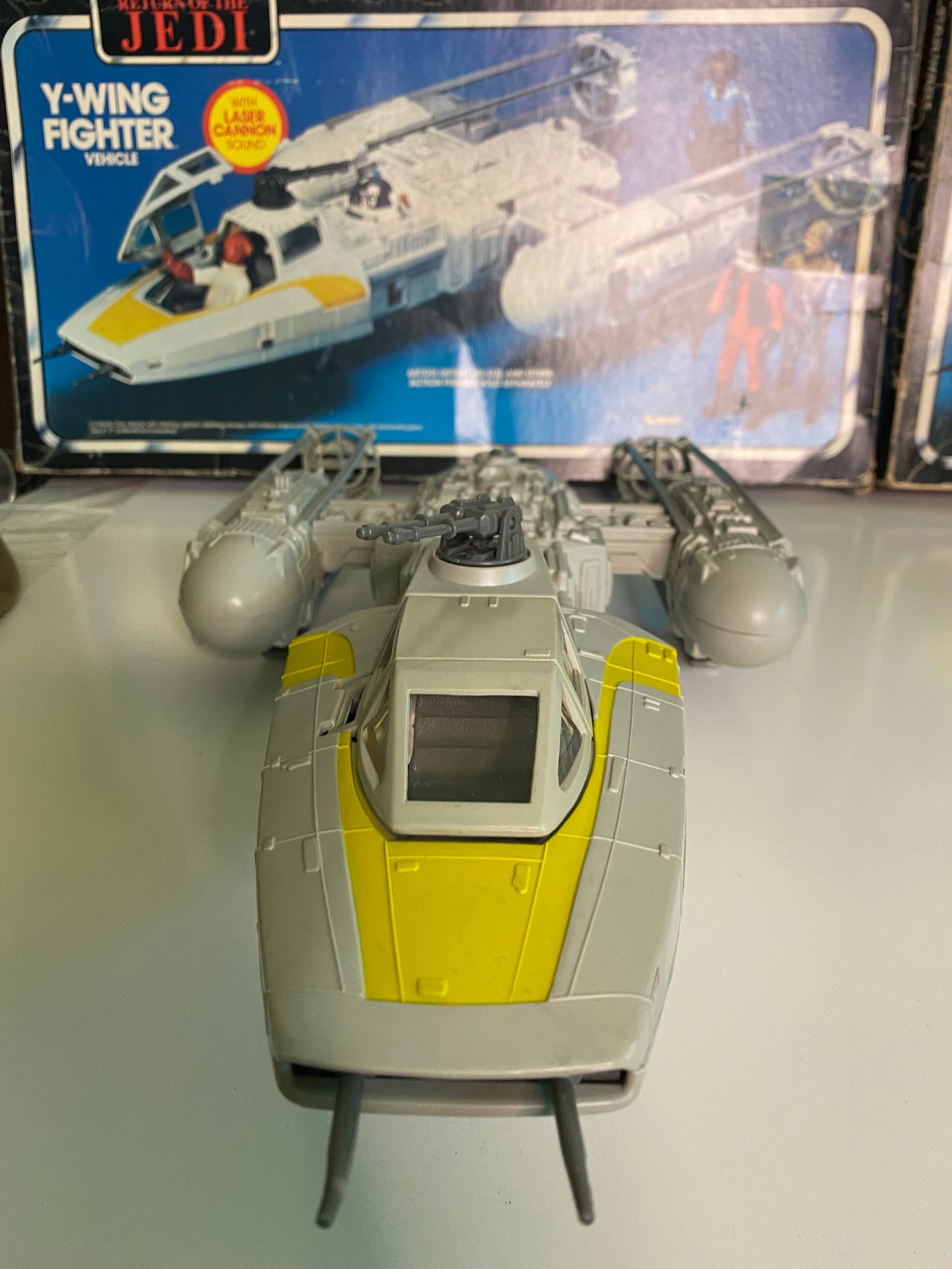 Y-Wing Fighter- Kenner -missing bomb