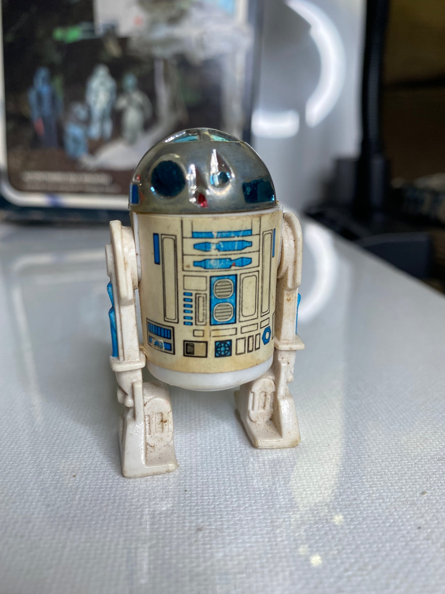 Artoo-Deetoo (R2-D2) solid dome